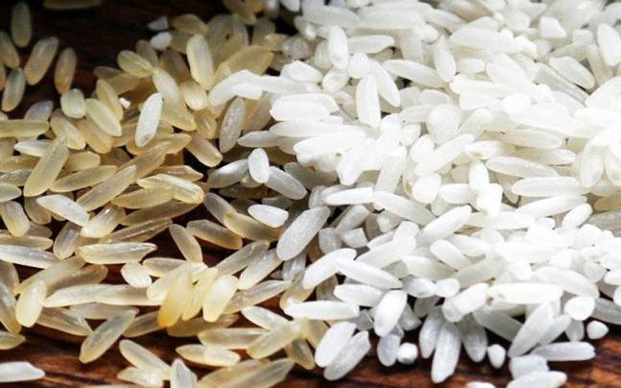 digitalmania-2,75 Ton Beras Plastik Ditemukan oleh Pabean..