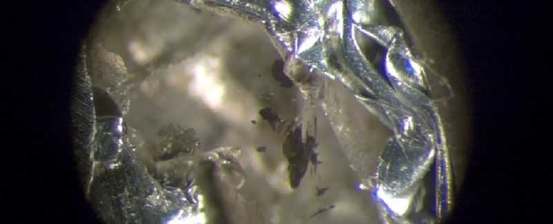 Mineral Misterius dalam Berlian