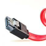 Kabel Data Dapat Meretas iPhone