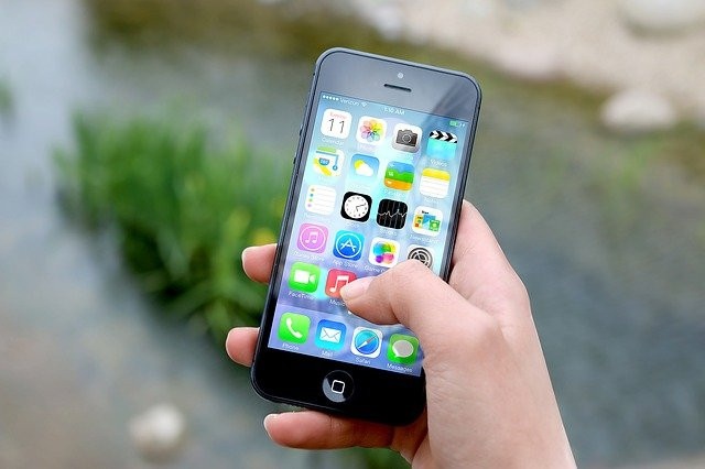 Aplikasi Parasit Penyebab Baterai iPhone Boros