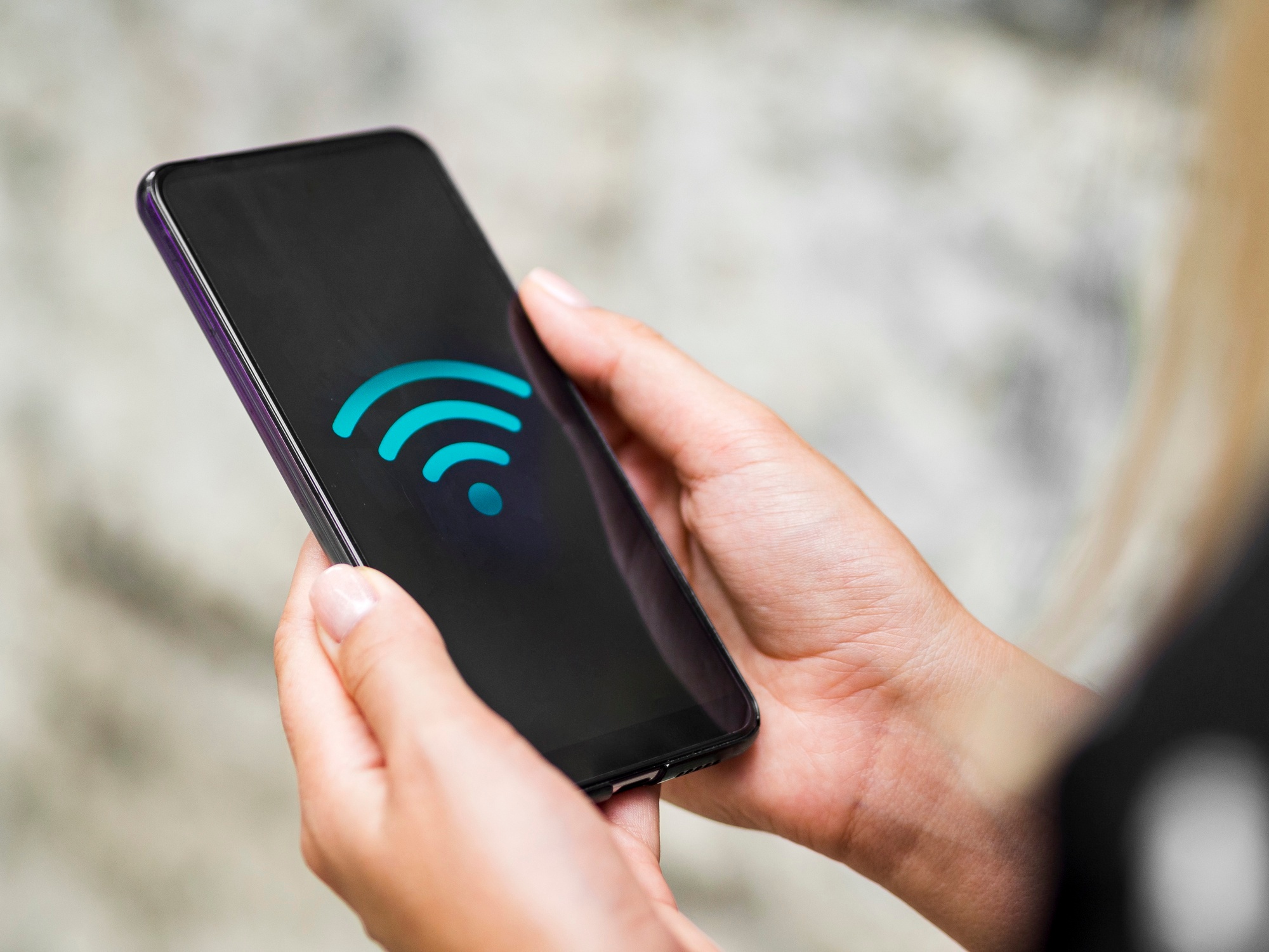 Ancaman Tersembunyi di Balik Koneksi Gratis