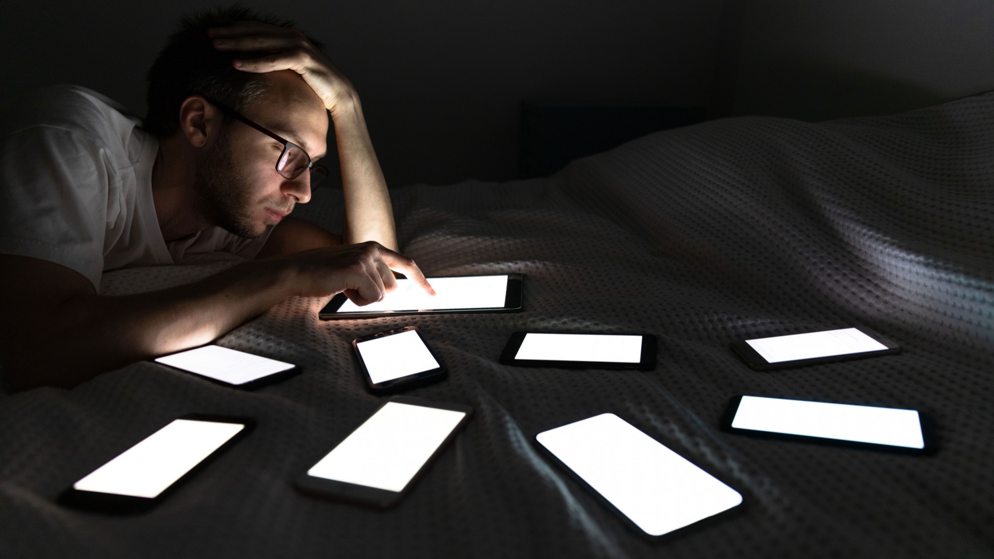 Penyakit Digital Paling Berbahaya, NOMOPHOBIA