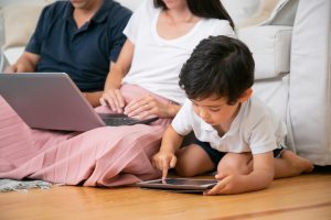 Dunia Game Tempat Tumbuh dan Berkembang Anak di Era Digital