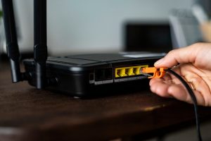 Router TP Link Lawas Dibidik Mirai