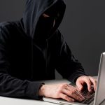 Malware Prankware untuk Spionase