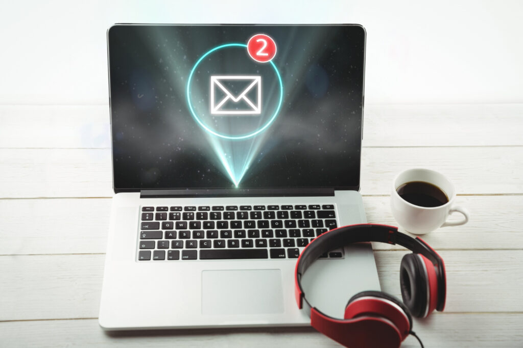 Email Phising Berbasis Percakapan